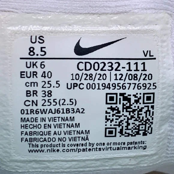 Nike Quest 3 White Green‎ Running Shoes CD0232-111 Women's Sz 8.5 - Picture 10 of 10